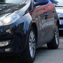 Marina di Massa, non si ferma all'alt e si schianta con la moto: morto