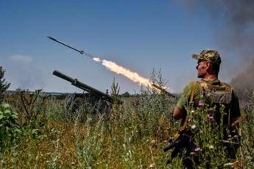 Ucraina, dopo stop Usa a missili per Kiev Cremlino plaude: &quot;Fine del conflitto più vicina&quot;