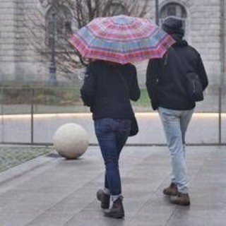 Maltempo oggi sull'Italia, piogge e temporali: è allerta