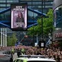 Ozzy Osbourne, in migliaia a Birmingham per l'ultimo addio sulle note di 'Iron man'
