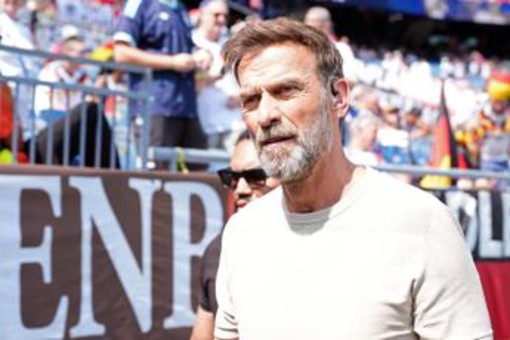"Fallimento, umiliazione": la stampa tedesca attacca la Germania e 'spinge' Klopp per il ruolo di ct "Fallimento, umiliazione": la stampa tedesca attacca la Germania e 'spinge' Klopp per il ruolo di ct