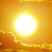 Caldo record, domenica bollente: raffica di bollini rossi sull'Italia