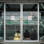 Eruzione Etna, ancora cenere sull'aeroporto di Catania: arrivi limitati fino alle 14 Eruzione Etna, ancora cenere sull'aeroporto di Catania: arrivi limitati fino alle 14