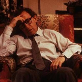 Buon compleanno Woody Allen, l'ultimo romantico nevrotico di New York compie oggi 90 anni Buon compleanno Woody Allen, l'ultimo romantico nevrotico di New York compie oggi 90 anni