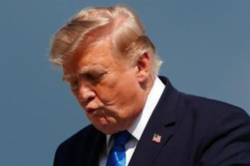 Iran, annunci di raid imminenti e poi 'ripensamenti': tutte le volte di Trump Iran, annunci di raid imminenti e poi 'ripensamenti': tutte le volte di Trump