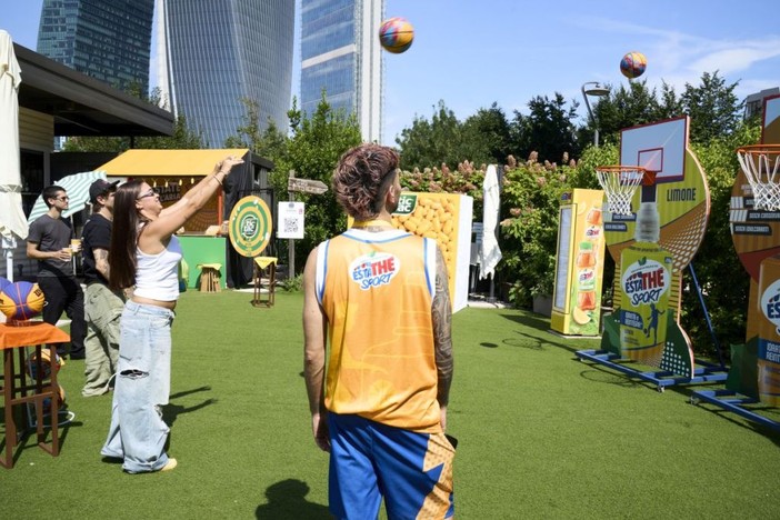 Ferrero debutta nel mercato delle bevande sportive e lancia Estathè Sport Ferrero debutta nel mercato delle bevande sportive e lancia Estathè Sport