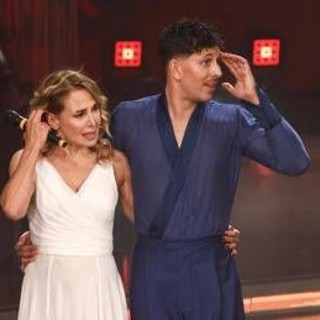 Barbara D'Urso, infortunio a poche ore dalla diretta di Ballando: &quot;Sono preoccupata...&quot;