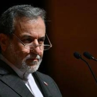 Iran: &quot;Colloqui diplomatici con Usa non riprenderanno molto presto&quot;