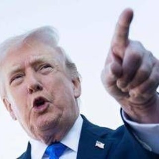 Trump: "Intesa o sarà l'inferno". Il giallo dell'ultimatum spostato a martedì