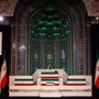 Iran, la bara di Khamenei esposta nella Grande Moschea: funerali da domani Iran, la bara di Khamenei esposta nella Grande Moschea: funerali da domani