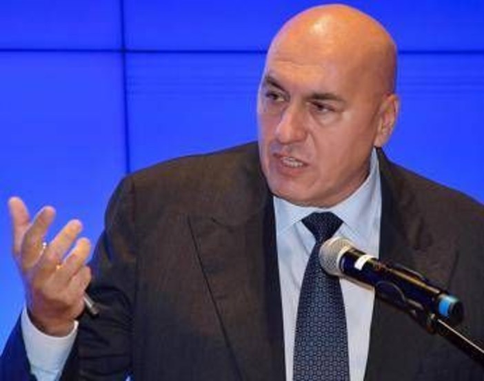 Crosetto: &quot;Dal 9 agosto il lancio di aiuti umanitari italiani a Gaza&quot;