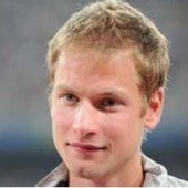 Schwazer senza fine, a 41 anni vince la maratona di marcia