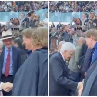 Sinner vince, Mattarella incontra i genitori e... si congratula Sinner vince, Mattarella incontra i genitori e... si congratula