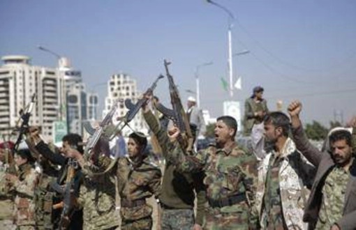 Houthi a Trump: &quot;Aggressione Usa non intaccherà le nostre capacità&quot;