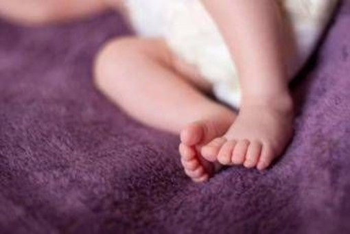 Salerno, parto da record: mamma ha 59 anni e papà 70, è nata Francesca Pia Salerno, parto da record: mamma ha 59 anni e papà 70, è nata Francesca Pia