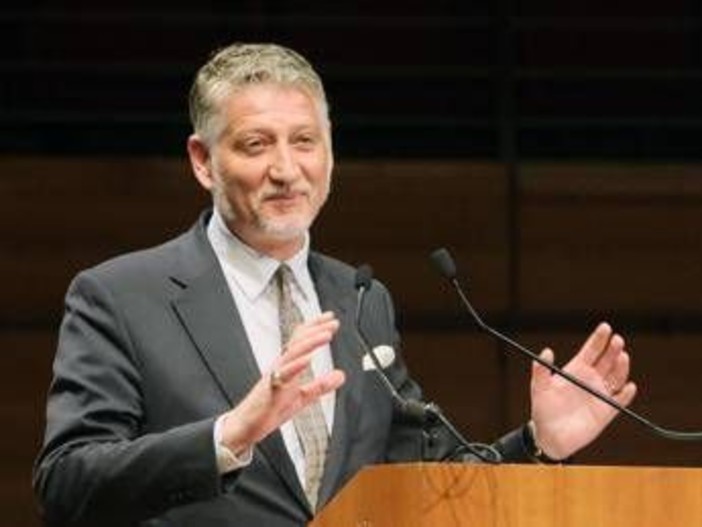 Premio Strega, ministro Giuli assente alla finale: &quot;Forse da Amico della domenica sono diventato nemico&quot;