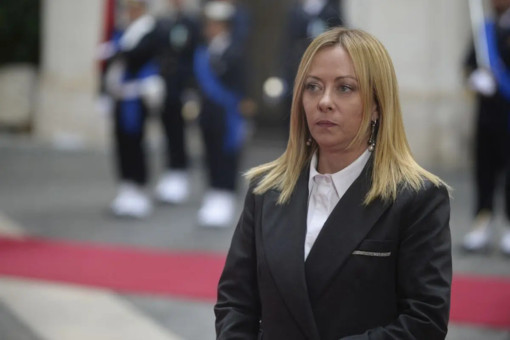 Meloni “Italiano è film in cui ogni parola è una scena e ogni frase capolavoro”