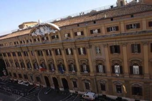 Scala, giochi e Olimpiadi: micro-misure e non solo in Manovra, il nuovo pacchetto Scala, giochi e Olimpiadi: micro-misure e non solo in Manovra, il nuovo pacchetto