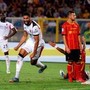 Guerra al pezzotto, chi guarda il calcio pirata rischia di pagare danni alle tv