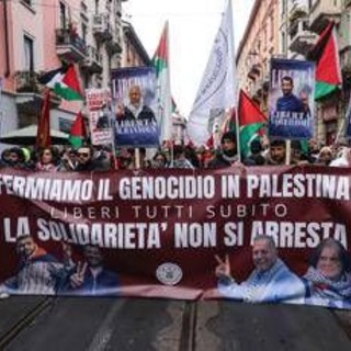 Cronista insultata a corteo Pro Pal: "Clima incandescente, mi sono sentita fuori casa in casa mia"