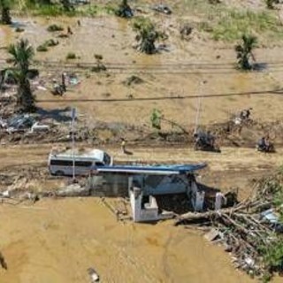 Filippine, tifone Kalmaegi: bilancio sale ad almeno 140 morti