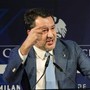 Tassa sulle banche, Salvini a Patuelli: "Per ogni lamentela chiederemo 1 miliardo in più" Tassa sulle banche, Salvini a Patuelli: "Per ogni lamentela chiederemo 1 miliardo in più"