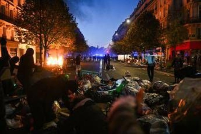Francia, le tensioni di oggi e gli allarmi di ieri: cosa dicevano gli ex 007
