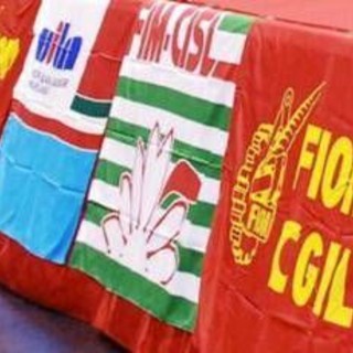 Rientra dalle ferie in ritardo per accudire la madre malata, licenziata dopo 11 anni Rientra dalle ferie in ritardo per accudire la madre malata, licenziata dopo 11 anni
