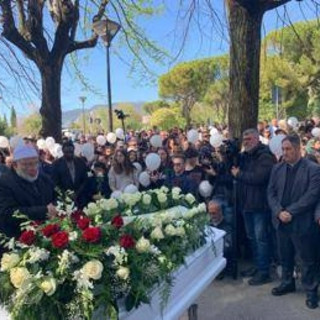 Ilaria Sula, a Terni l'ultimo saluto. Madre Samson indagata per concorso in occultamento di cadavere