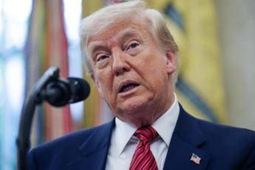 Trump avverte California: &quot;Stop a uomini in sport femminile o blocco finanziamenti&quot;