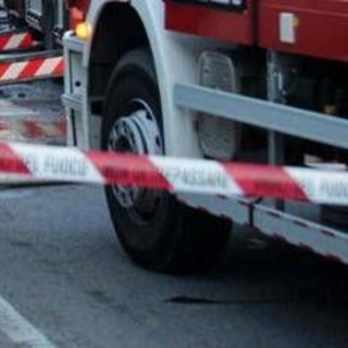 Milano, incendio in campo rom di via Bonfadini: rischio disagi a Linate