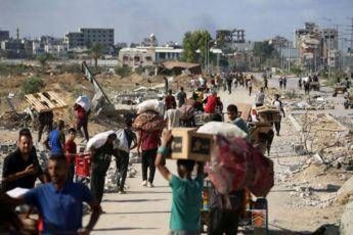 Gaza, negoziati per la pace al via in Egitto. Trump: "Agire in fretta o sarà un massacro" Gaza, negoziati per la pace al via in Egitto. Trump: "Agire in fretta o sarà un massacro"