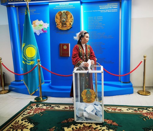 Kazakistan, la scommessa sul futuro passa per un referendum