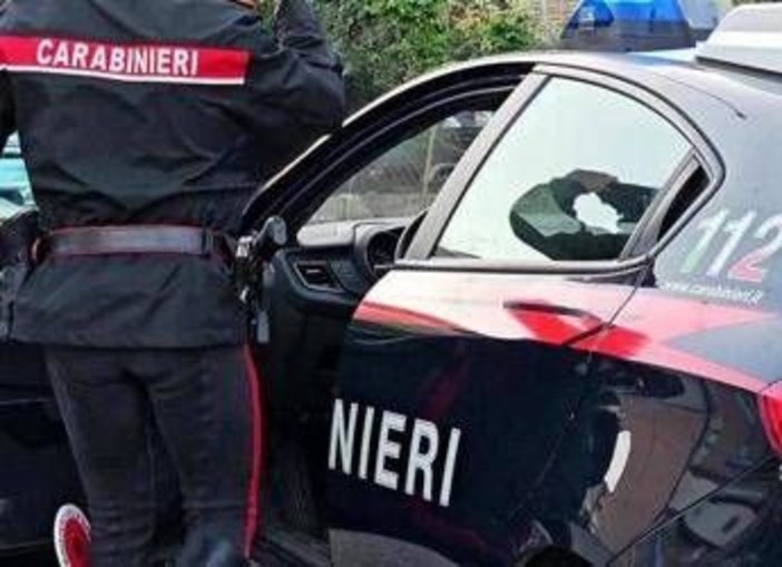 Gioca con lo smartwatch, bimbo di 4 anni fa 70 telefonate a 118 e 112