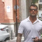 Fabrizio Corona: "Se scendessi in politica mi ispirerei a Beppe Grillo" Fabrizio Corona: "Se scendessi in politica mi ispirerei a Beppe Grillo"