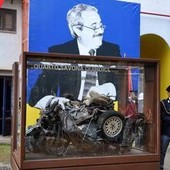 Strage di Capaci, Mattarella: "23 maggio ha segnato storia Repubblica, fu attacco a libertà" Strage di Capaci, Mattarella: "23 maggio ha segnato storia Repubblica, fu attacco a libertà"