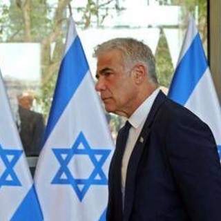 Papa, Lapid rompe silenzio di Israele: &quot;Ha contribuito a creare mondo migliore&quot;