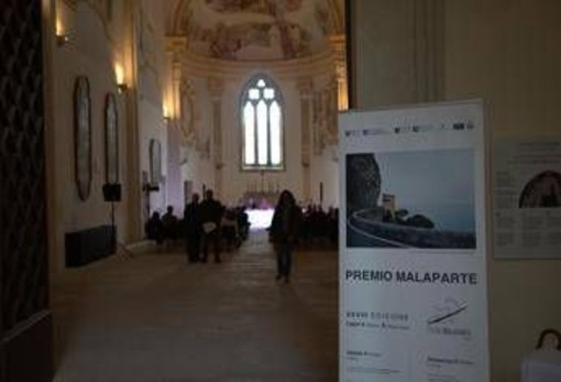 Ferrarelle società benefit a fianco del 'Premio Malaparte'