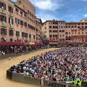 Palio di Siena, oggi si corre l'Assunta - Diretta