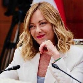 Meloni chiude intese per 4 miliardi con Kazakistan. Martedì incontro con Macron per 'ricucire'