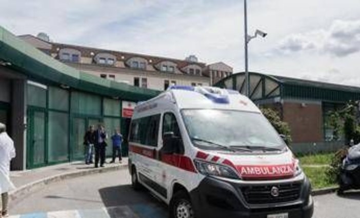 Ebola, al Sacco di Milano accertamenti su due persone rientrate dall'Uganda Ebola, al Sacco di Milano accertamenti su due persone rientrate dall'Uganda