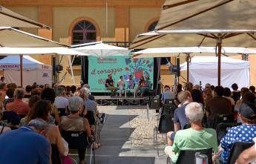 Reggio Emilia, al Festival di Emergency le testimonianze degli operatori in Ucraina: "Attacchi tutti i giorni, conflitto totalizzante"