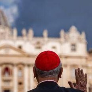 Ior, dagli scandali alle riforme: il passo indietro di Papa Leone XIV sulla banca del Vaticano Ior, dagli scandali alle riforme: il passo indietro di Papa Leone XIV sulla banca del Vaticano