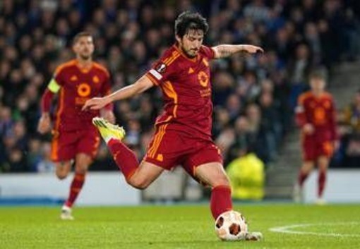 Iran, Azmoun non convocato per i Mondiali: "È un traditore"