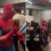 Spider-Man, fuga dal cinema per flatulenza killer: scappa anche l'Uomo Ragno Spider-Man, fuga dal cinema per flatulenza killer: scappa anche l'Uomo Ragno