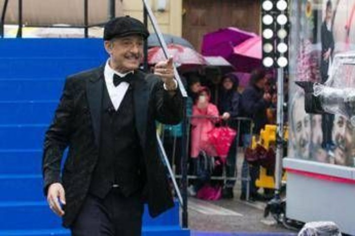 Blitz di Fiorello su Radio2: &quot;Faccio notizia ma non so cosa farò&quot;