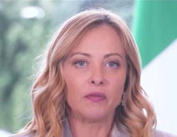 Caivano, Meloni: &quot;Al via il bando per le case popolari&quot;