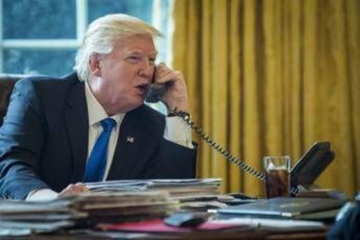 Dazi Usa-Cina, Trump 'grazia' smartphone e computer. Casa Bianca: &quot;Aziende devono tornare&quot;