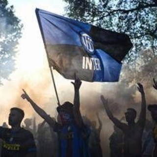 Inter-Psg, tensione tra tifosi a Monaco: scontri in metro e con la polizia - Video