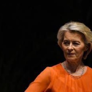 Dazi, Ue risponde a Trump: &quot;Pronte contromisure, sospese fino a inizio agosto&quot;